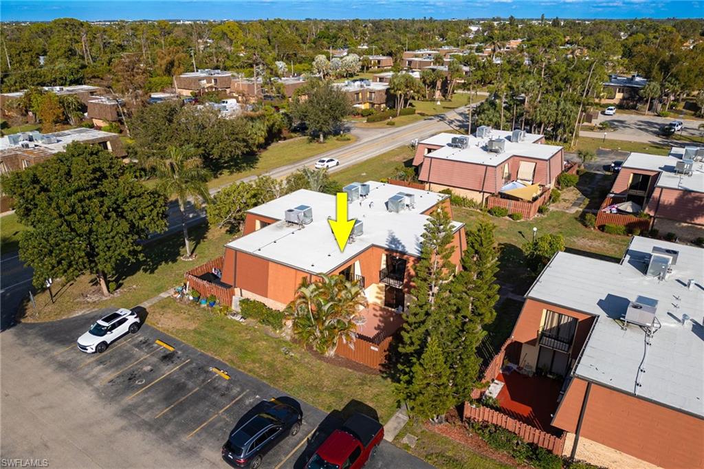 PARKWOODS TOWNHOUSE COMMUNITY - Residential