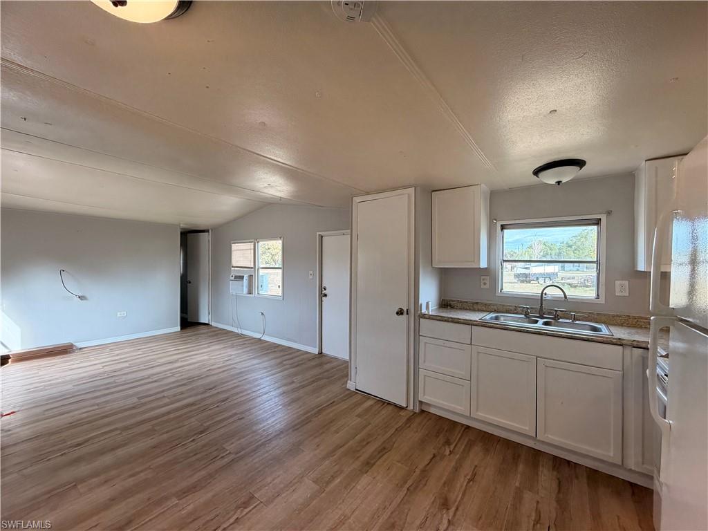 SUNCOAST ESTATES UNREC - Residential Lease