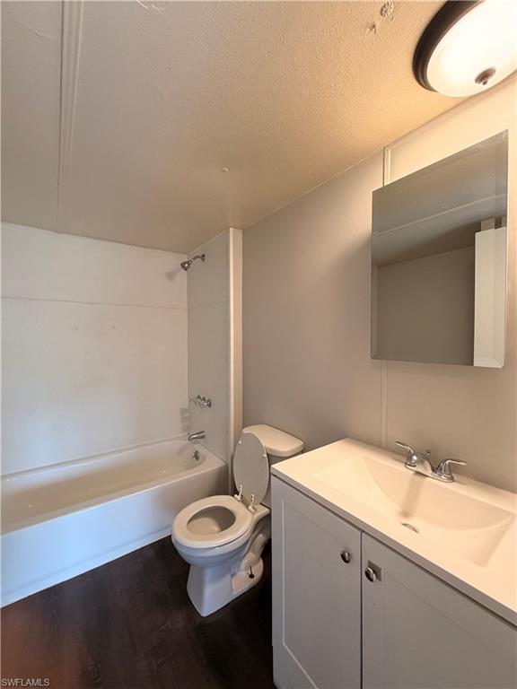 SUNCOAST ESTATES UNREC - Residential Lease