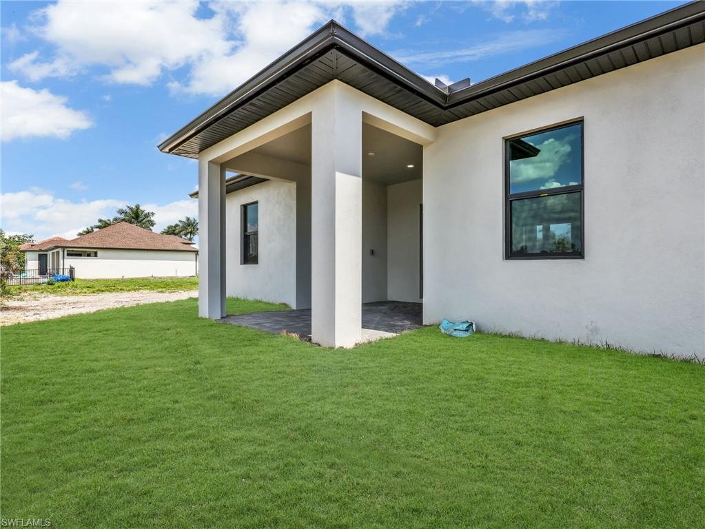 CAPE CORAL - Residential