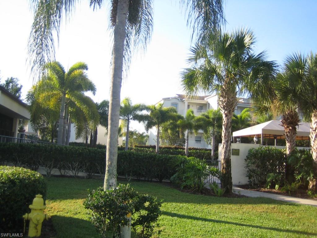 FOREST VILLAS - Residential