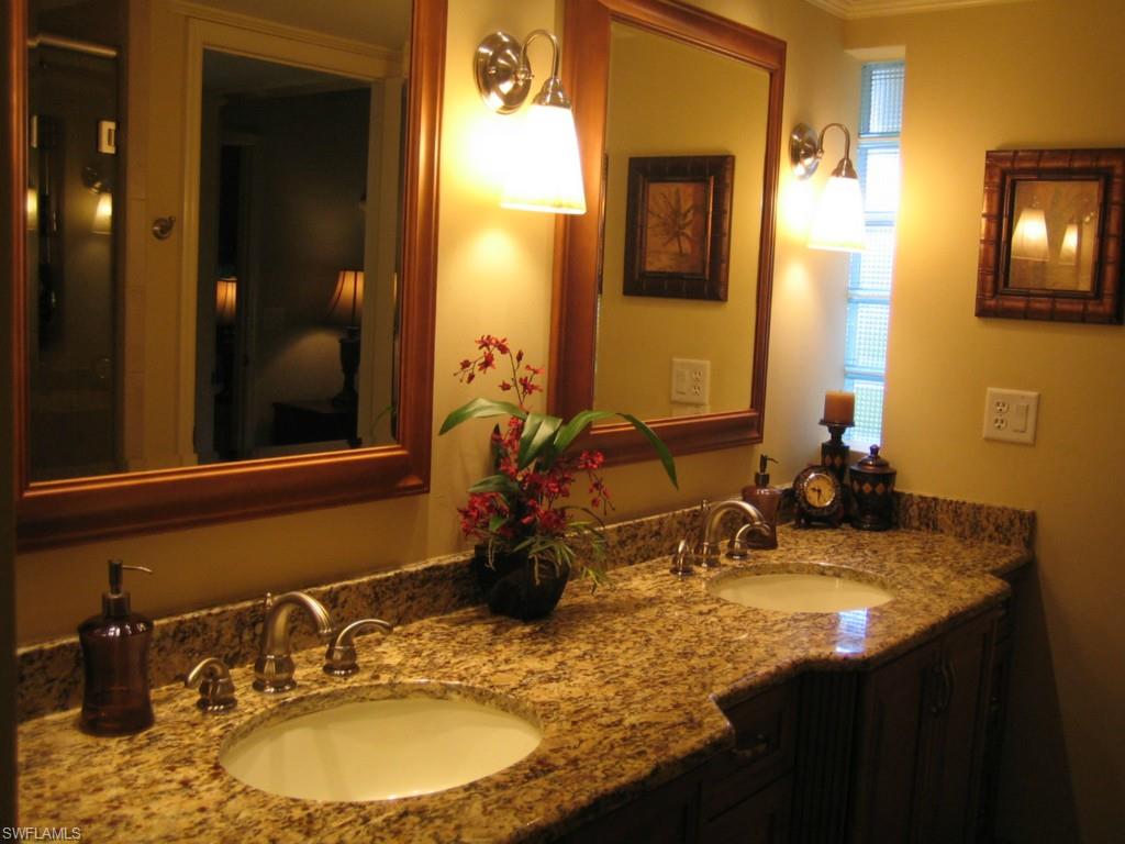 FOREST VILLAS - Residential