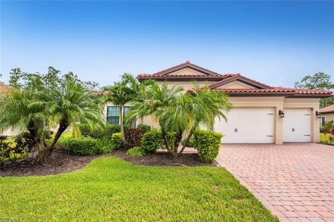 1523 Mockingbird DR NAPLES FL 34120