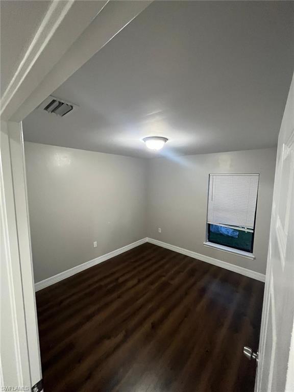 SHADOW LAKES - Residential Lease