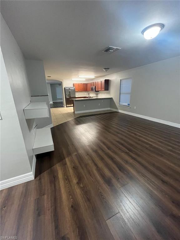 SHADOW LAKES - Residential Lease