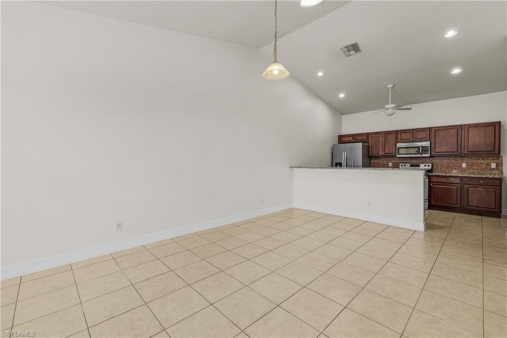 CAPE CORAL - Residential Lease