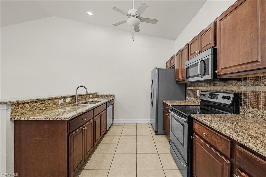 CAPE CORAL - Residential Lease