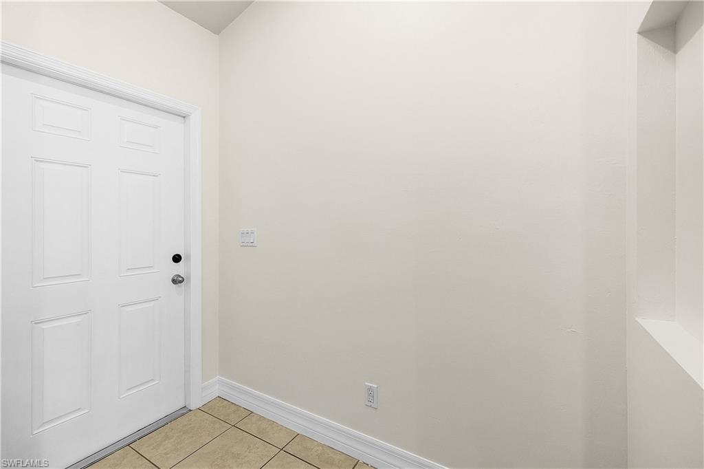 CAPE CORAL - Residential Lease