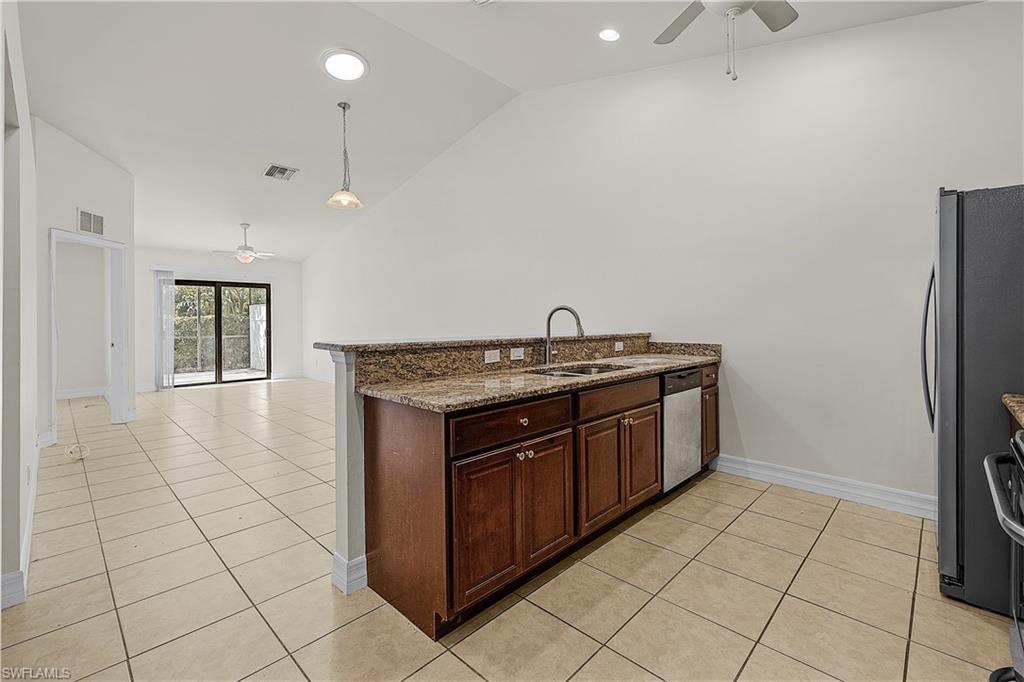 CAPE CORAL - Residential Lease