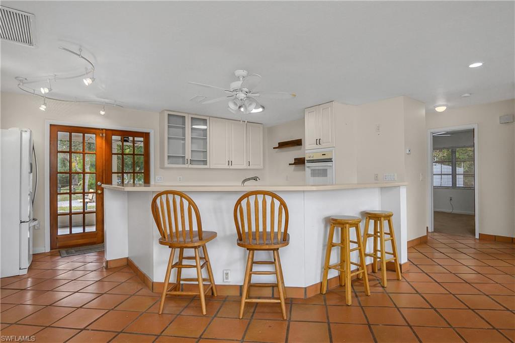 TURNER OAK HILL ESTATES - Residential Lease