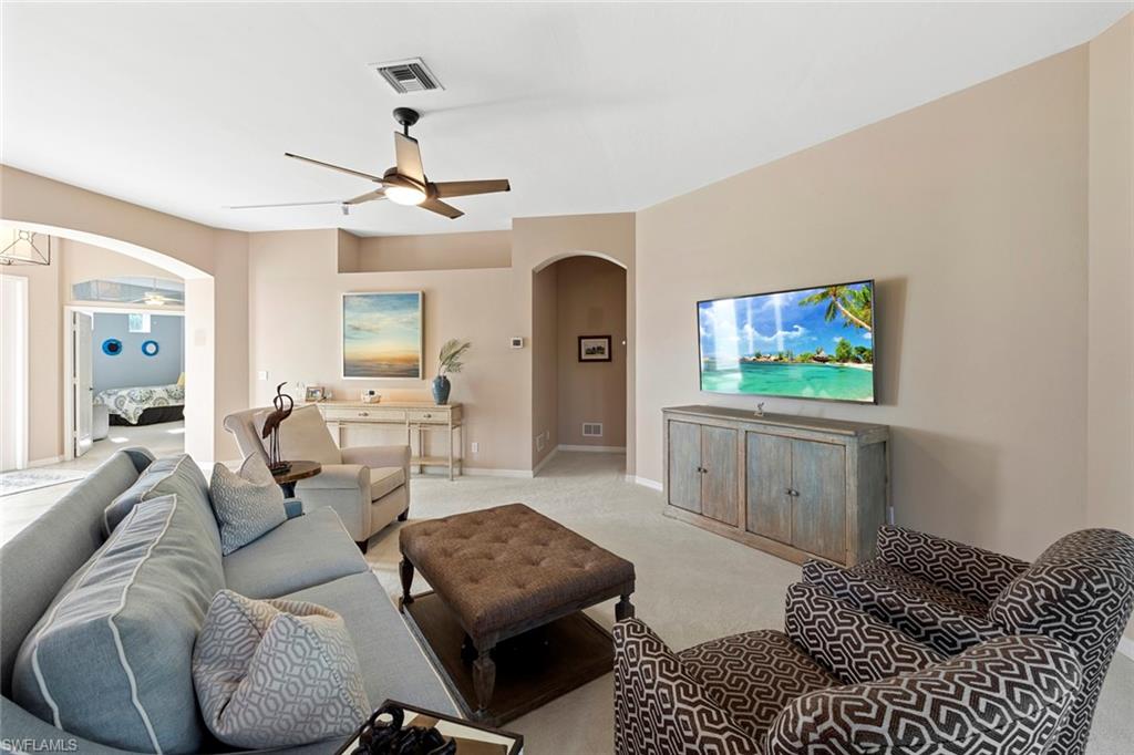 ARBOR STRAND - Residential