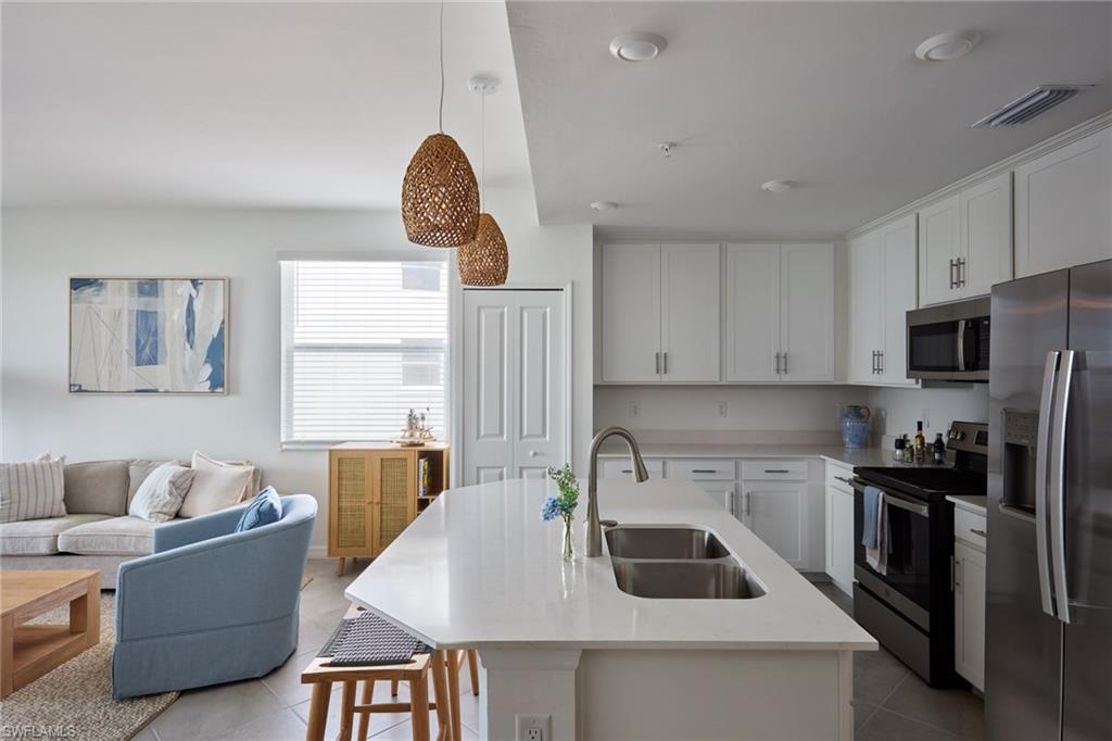 THE NATIONAL GOLF & COUNTRY CLUB AT AVE MARIA - Residential Lease