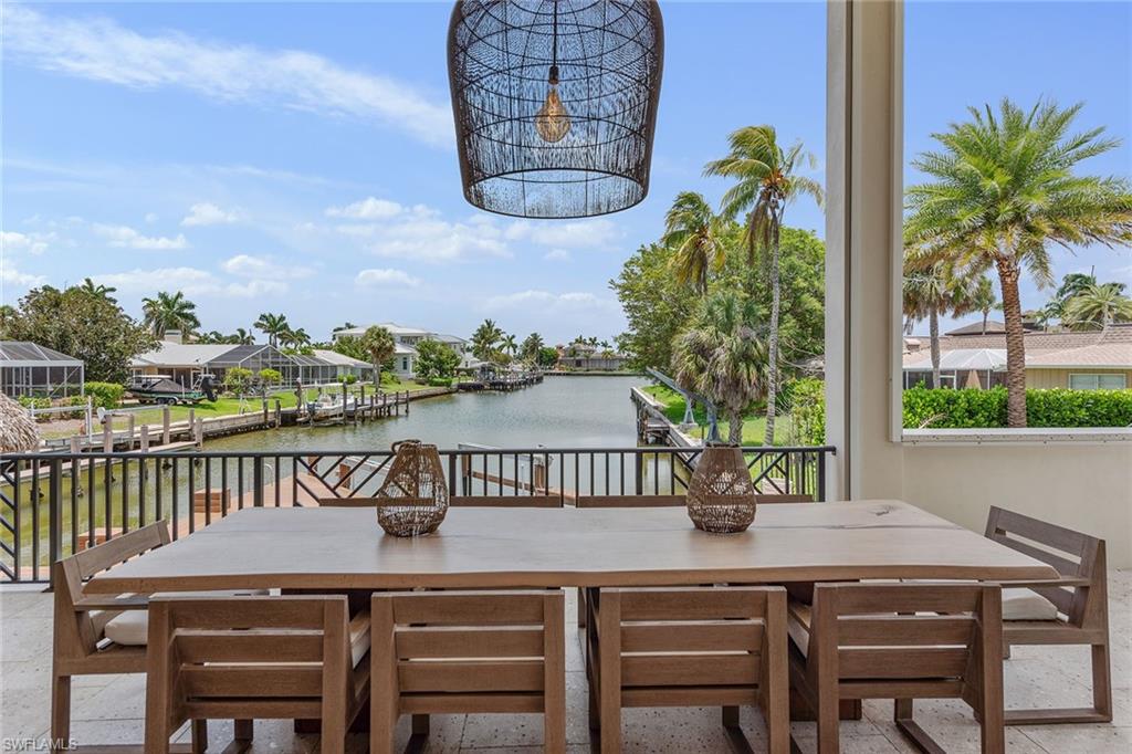 MARCO BEACH - Residential