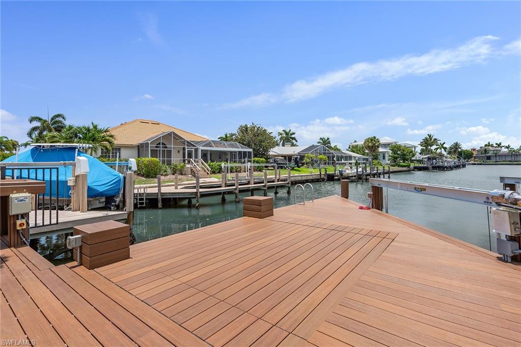 MARCO BEACH - Residential