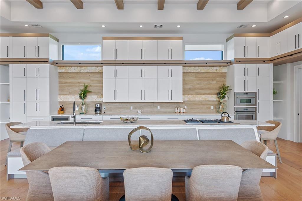 MARCO BEACH - Residential