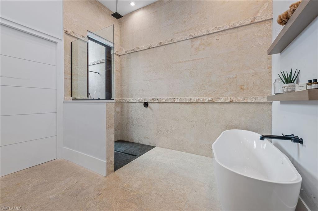 MARCO BEACH - Residential