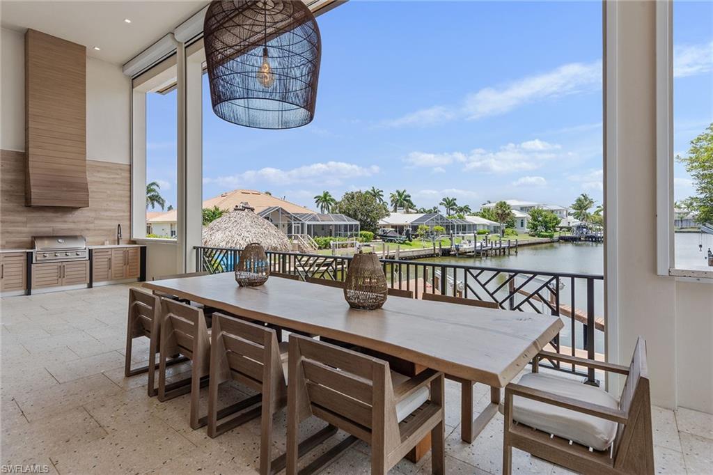 MARCO BEACH - Residential