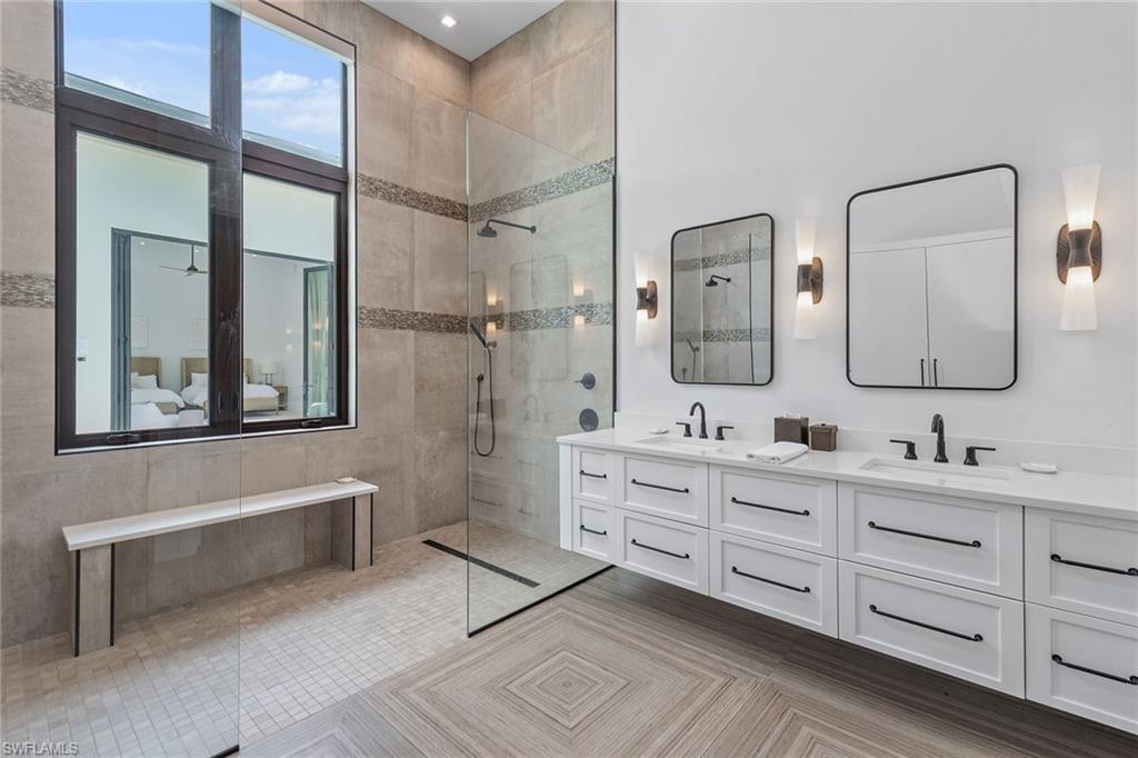 MARCO BEACH - Residential