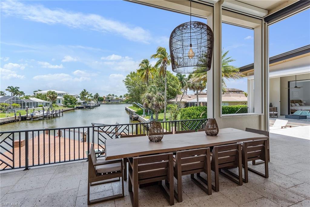 MARCO BEACH - Residential