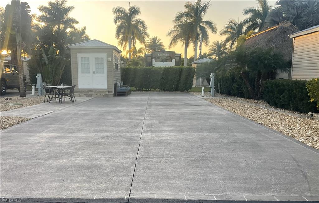 CYPRESS TRAIL RV RESORT - Land