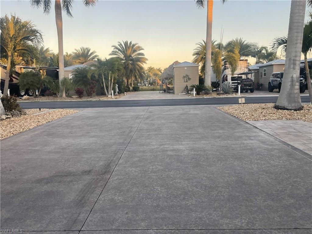 CYPRESS TRAIL RV RESORT - Land