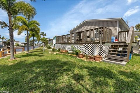 A home in PUNTA GORDA