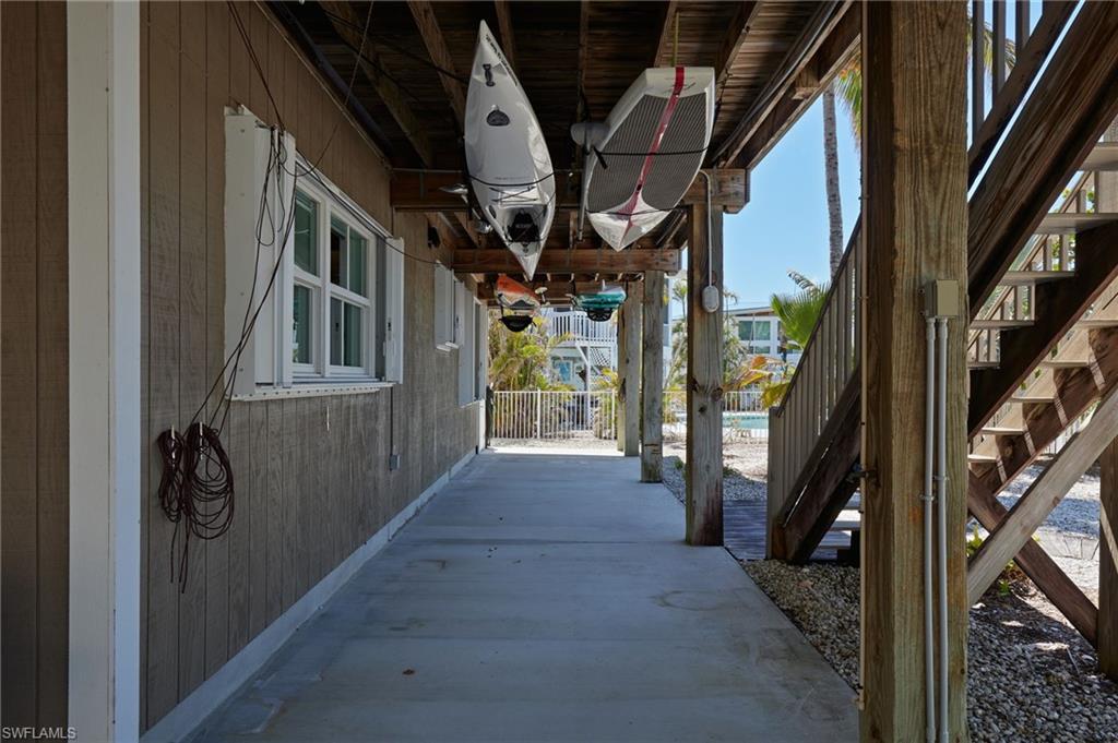 CAPTAINS COVE - Residential