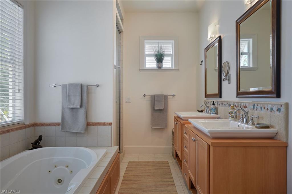 CAPTAINS COVE - Residential