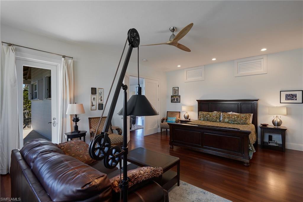 CAPTAINS COVE - Residential