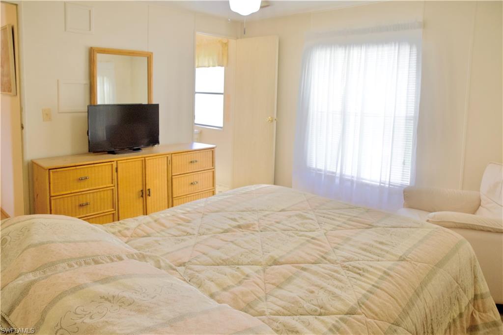 LAKE FAIRWAYS COUNTY CLUB - Residential