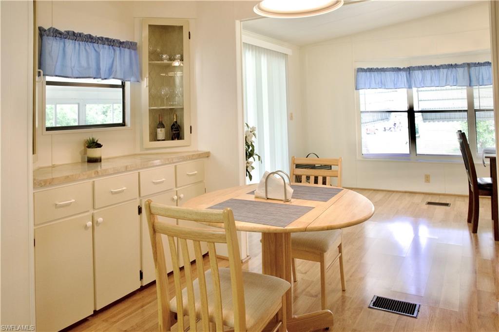 LAKE FAIRWAYS COUNTY CLUB - Residential