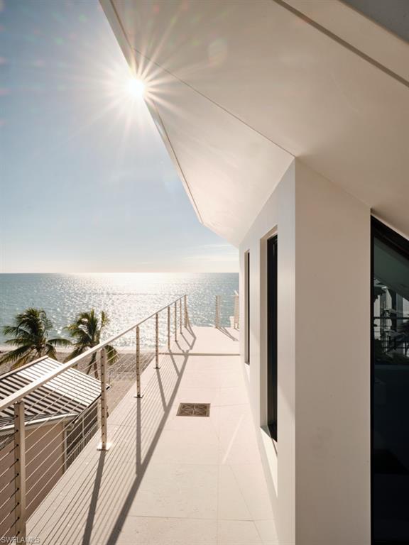 BONITA BEACH - Residential