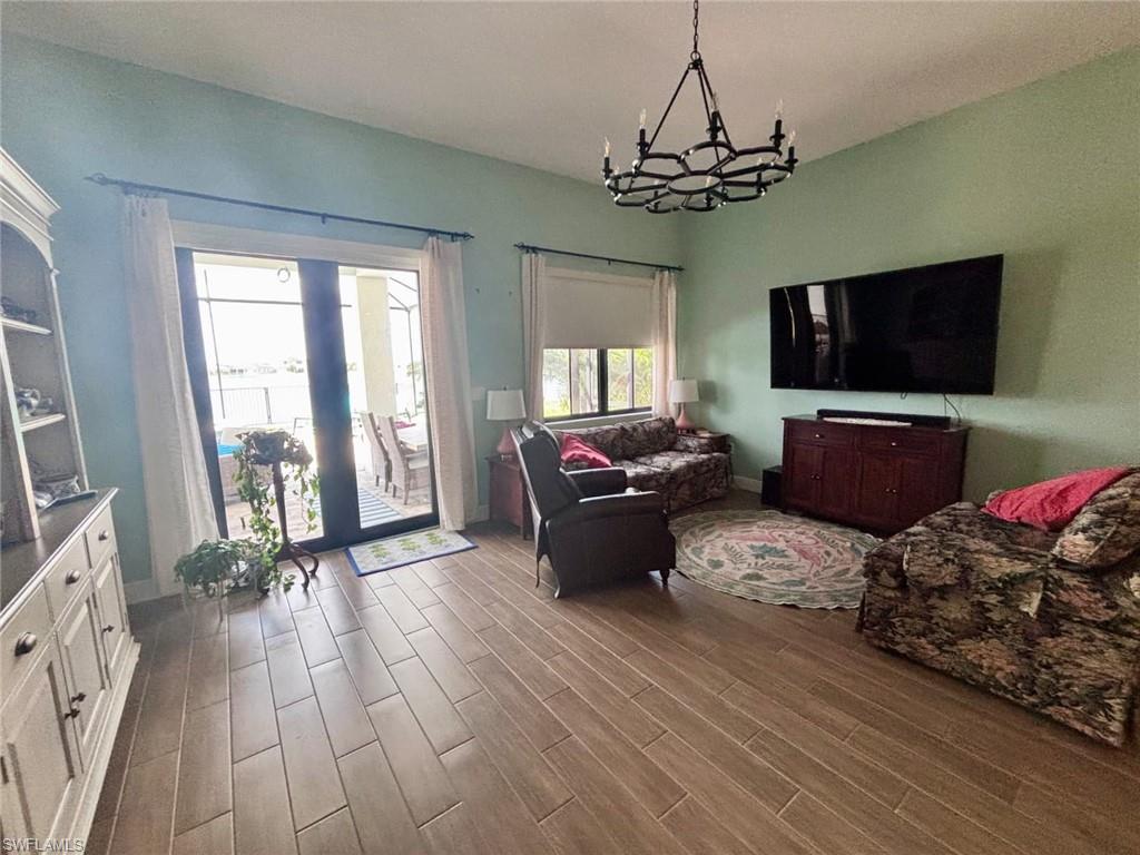 MAPLE RIDGE - Residential