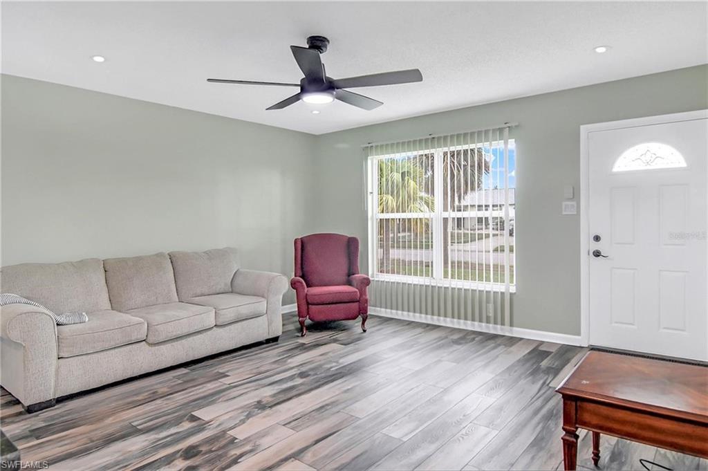 PORT CHARLOTTE - Residential