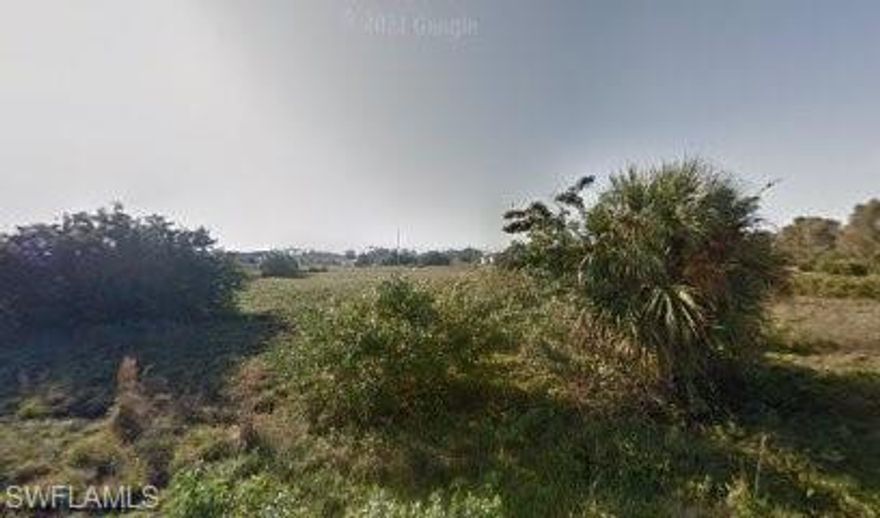 This is an empty lot in Southwood subdivision of Lehigh Acres. A great opportunity to build your dream home. *Buyer must do their own due diligence for zoning, permitting, land use, utilities, etc,* Information is believed accurate but not guaranteed and should be independently verified. The seller has multiple lots. Call for more info regarding the others lots and possibly a package deal.