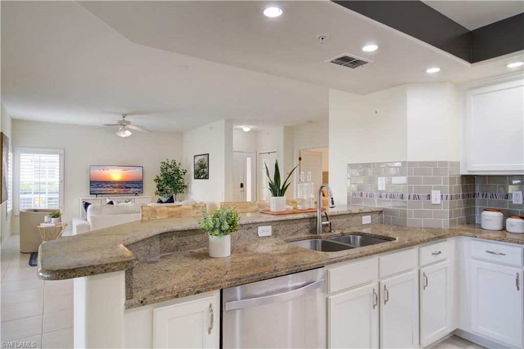 WEDGEWOOD FOUNTAIN - Residential