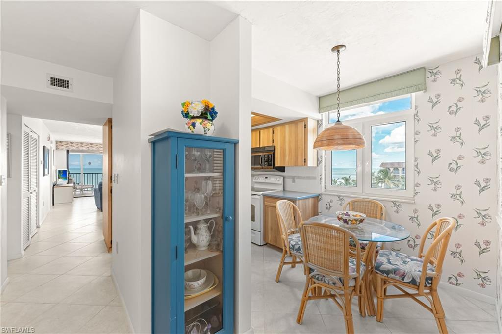 ADMIRALTY OF VANDERBILT BEACH - Residential