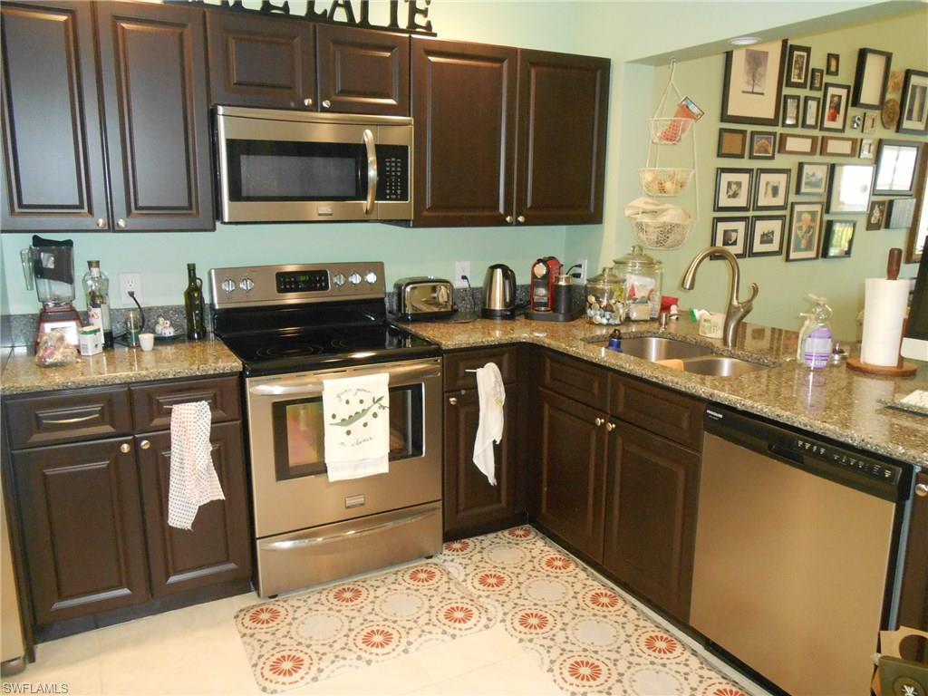 VILLAGES AT EMERALD LAKES - Residential