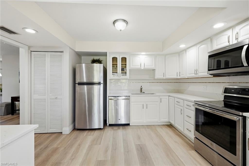428 Meadowlark LN 428-B