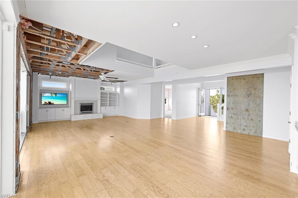 METES AND BOUNDS - Residential