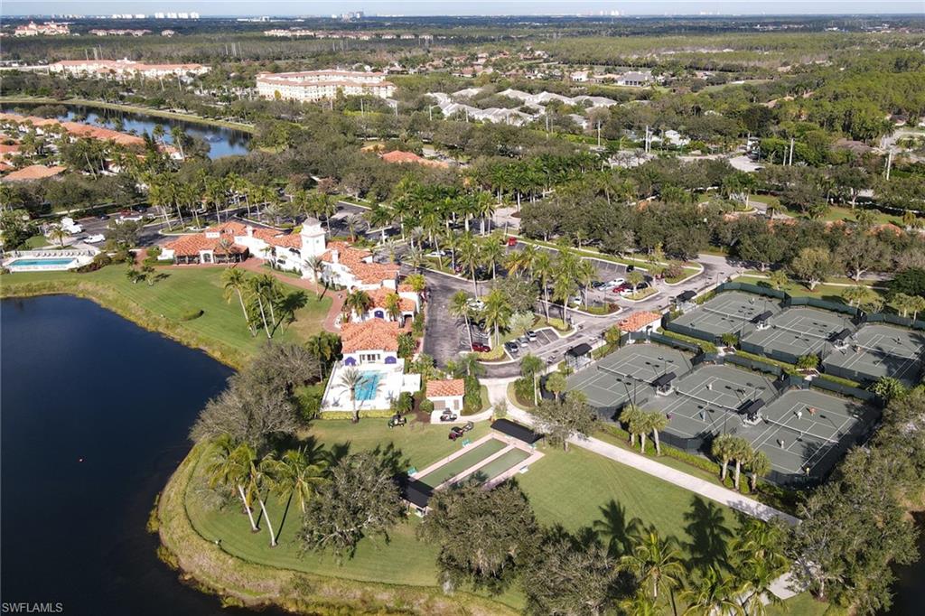 VILLAGE WALK - Residential