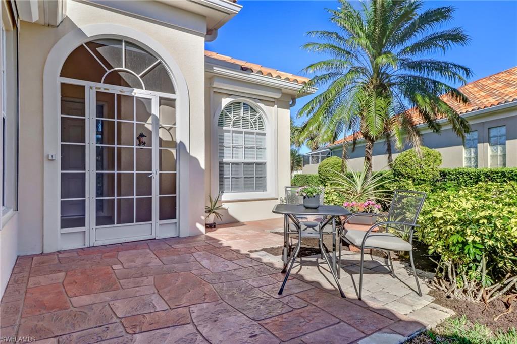 VILLAGE WALK - Residential