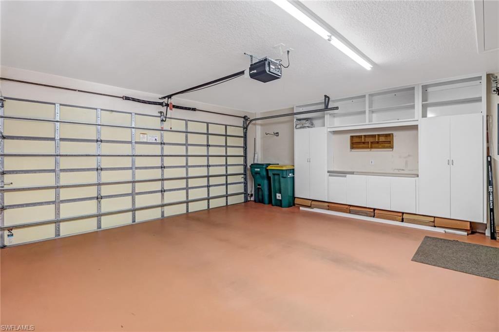 VILLAGE WALK - Residential