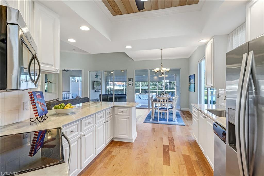 VILLAGE WALK - Residential