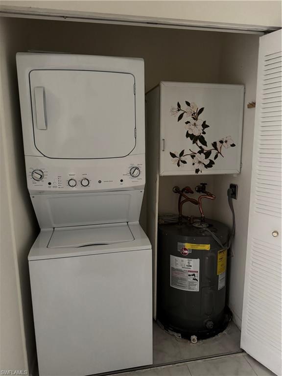 PINEWOOD CONDOMINIUM - Residential Lease