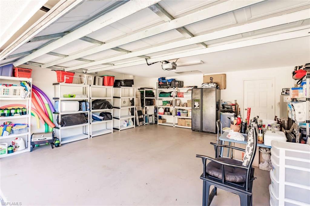 HARBOUR ISLE YACHT AND RACQUET CLUB CONDO - Residential