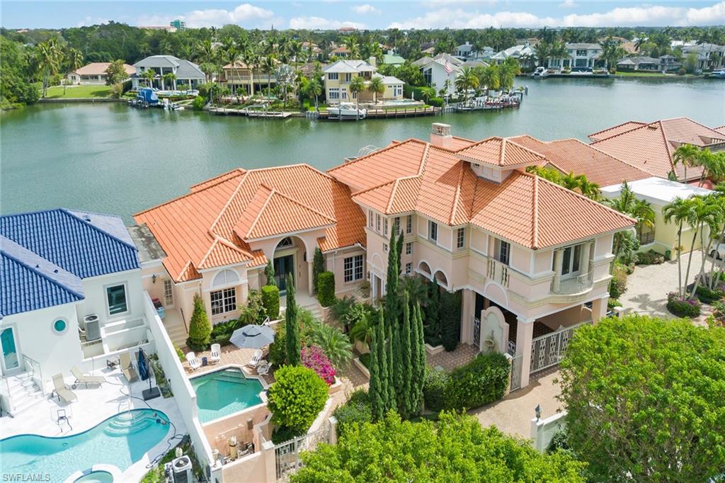 PARK SHORE - Residential