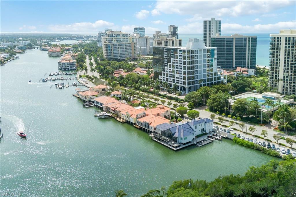 PARK SHORE - Residential