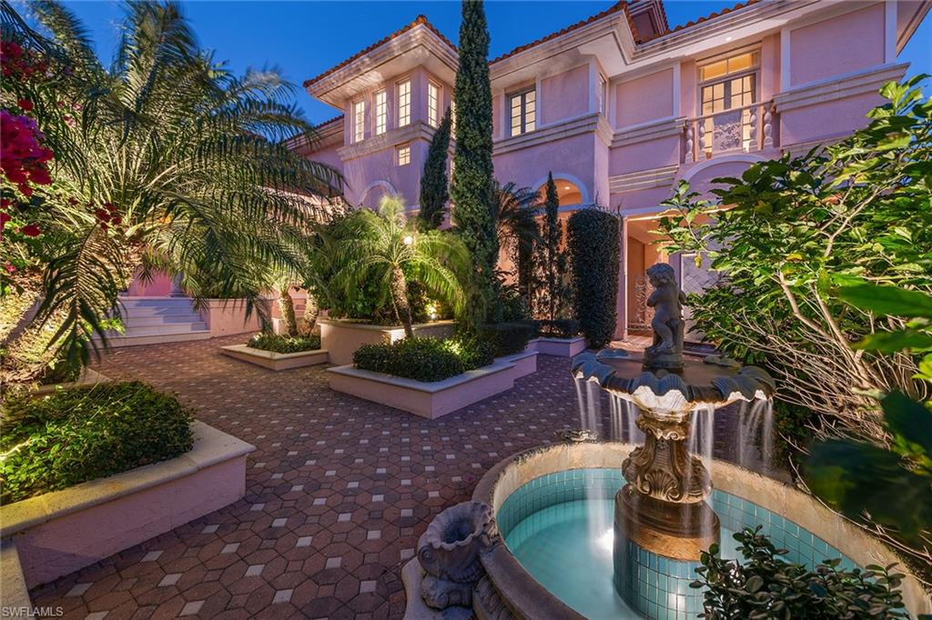 PARK SHORE - Residential