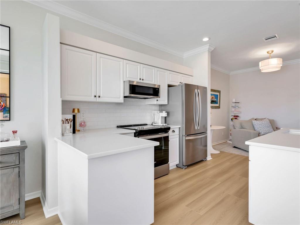 STONEYBROOK - Residential